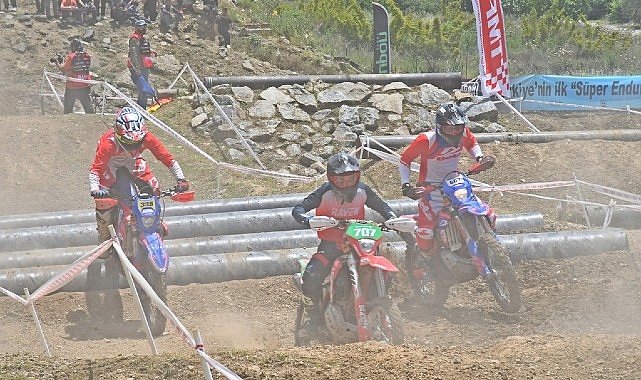 İznik Belediyesi iş birliğinde düzenlenen Türkiye Süper Enduro Şampiyonası’nın 1.