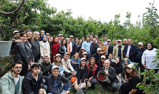 Türkiye’de 85 milyonluk nüfusun yaklaşık yüzde 15’inin gençler oluşturuyor. Yıllık