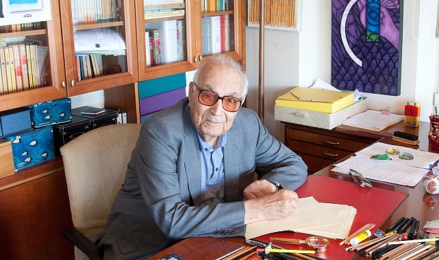 Nobel Edebiyat Ödülü’ne bir çok kez aday gösterilen ve 91 yıllık