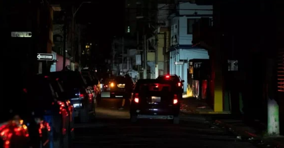 Avrupa'nın güneybatısında sabah saatlerinde başlayan geniş çaplı elektrik kesintileri, özellikle