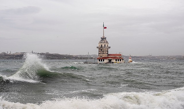 İstanbul’da rüzgarın, 1 Mayıs Perşembe gününe kadar kuvvetli ve zaman