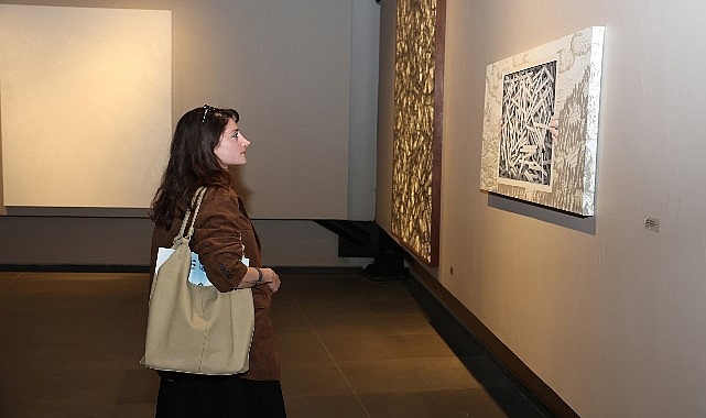 “Baktığın Yerde” isimli sergi, Nazım Hikmet Kültürevi’nde sanatseverlerle buluştu. Manzara