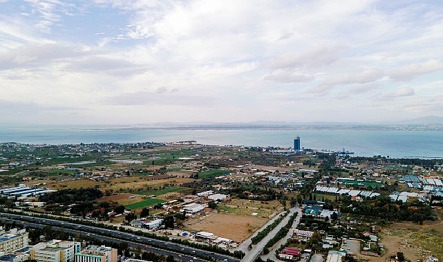 Balçova Belediye Başkanı Onur Yiğit, yarım asrı aşkın süredir onay