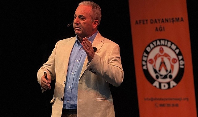 Konak Belediyesi’nin ev sahipliğinde düzenlenen ‘Engelli, Yaşlı ve Özel Gereksinimli