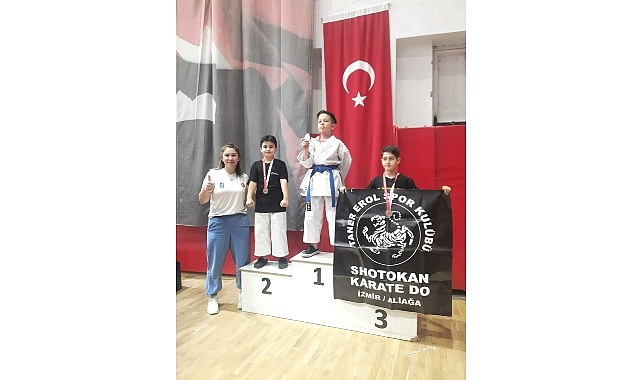 Aliağalı Karateciler 19 Mayıs Atatürk’ü Anma, Gençlik ve Spor Bayramı
