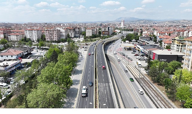 Konya Büyükşehir Belediyesi, şehrin en yoğun kavşaklarından biri olan Koyuncu