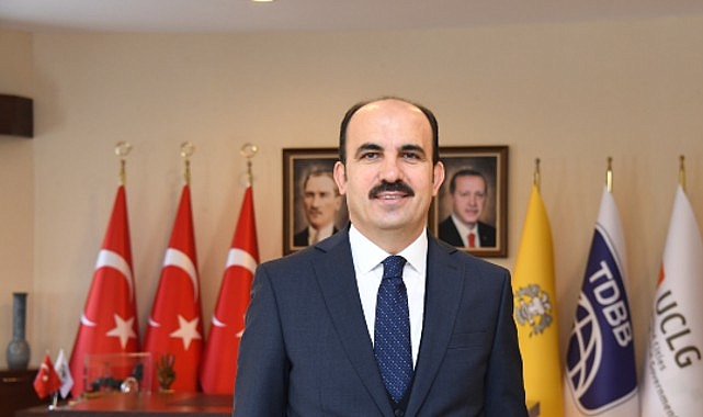 Konya Büyükşehir Belediye Başkanı Uğur İbrahim Altay, Anneler Günü dolayısıyla