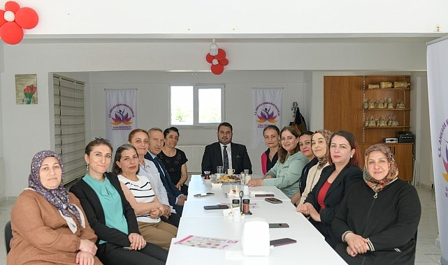 Kahramankazan Belediye Başkanı Selim Çırpanoğlu, S.S. Ankara Kahraman Kadınlar Kadın