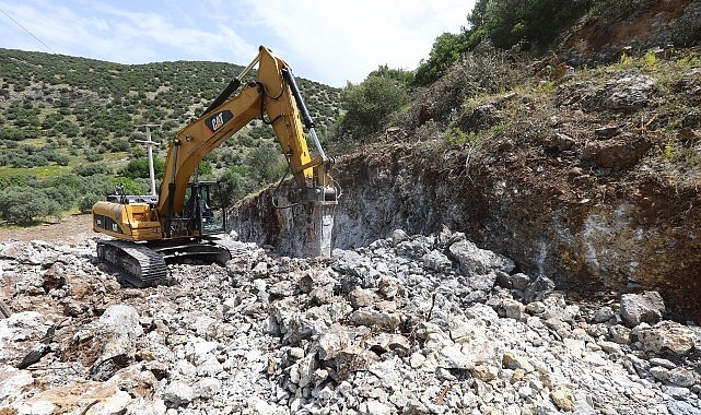 Efes Selçuk Belediye Başkanı Filiz Ceritoğlu Sengel, Kuyumcu Mevkii’nde devam