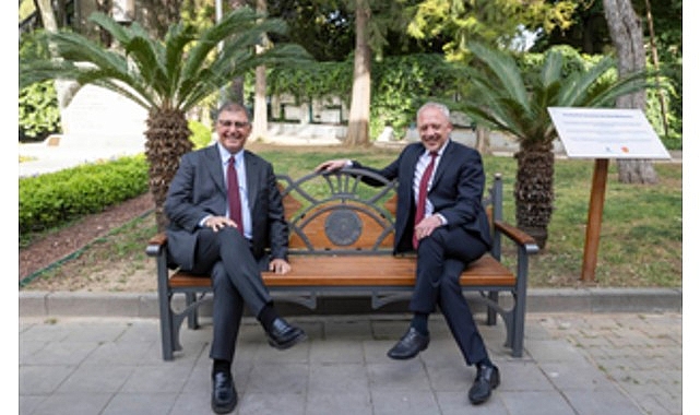 İzmir Büyükşehir Belediye Başkanı Dr. Cemil Tugay Almanya, Finlandiya ve