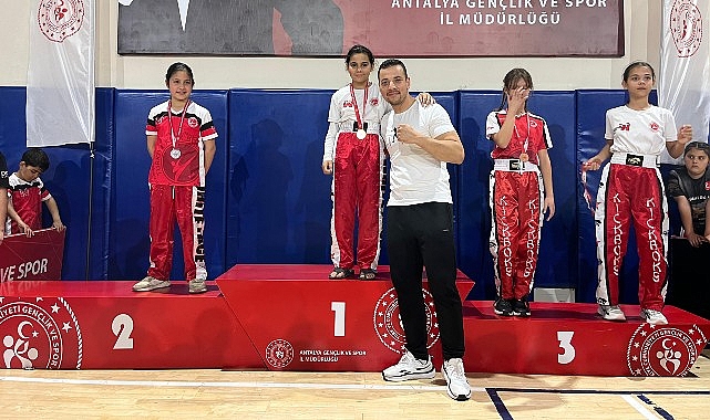 Kemer Belediye Başkanı Necati Topaloğlu öncülüğünde kurulan Kemer Belediyesi Kick