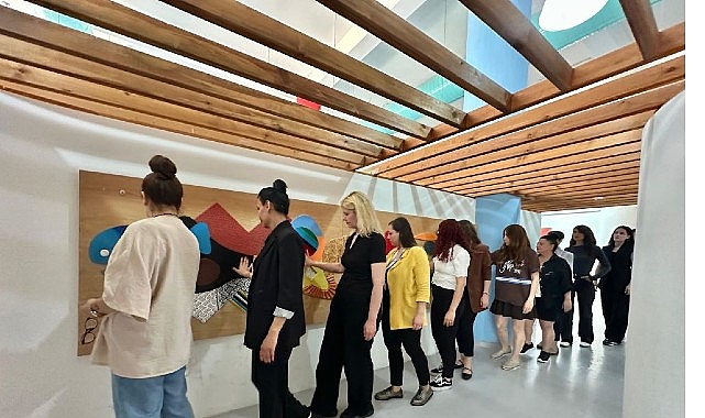 Önümüzdeki günlerde gönüllü personeline yönelik işaret dili kursu başlatmaya hazırlanan