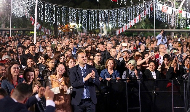 Bornova Belediyesi, 19 Mayıs Atatürk’ü Anma, Gençlik ve Spor Bayramı’nı