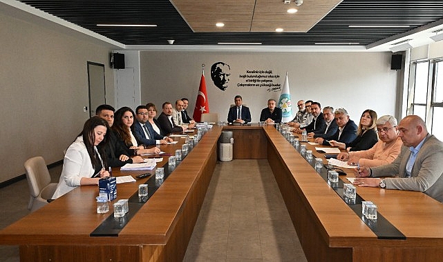 Manisa Büyükşehir Belediyesi’nin haftalık olağan encümen toplantısı, Genel Sekreter Burak