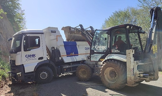 Canik Belediye Başkanı İbrahim Sandıkçı, kırsal mahallelerde yol yapım çalışmalarına