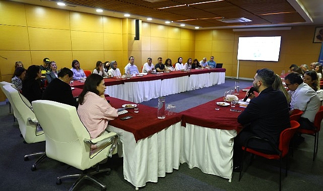 Antalya Büyükşehir Belediyesi, ilçe belediyeleriyle işbirliği içinde atık ilaçların toplanması