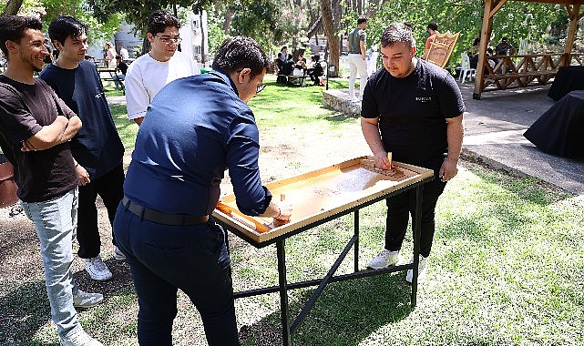 Antalya Büyükşehir Belediyesi, Gençlik Kampı ve Eğitim Merkezi’nde gençlere ev