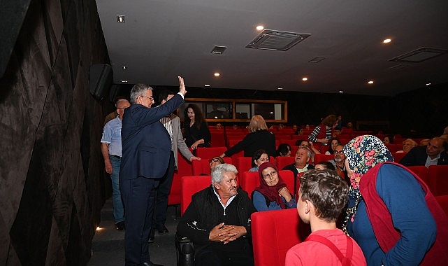 Kemer Belediyesi'nin destekleriyle Kemer Sanat Gönüllüleri Tiyatro Topluluğu tarafından Kemer
