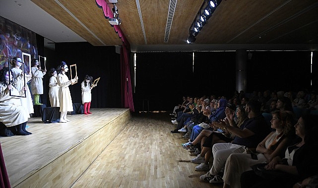 Osmangazi Belediyesi’nin Mayıs ayı kültür sanat etkinlikleri kapsamında ‘Hiç Kimsenin