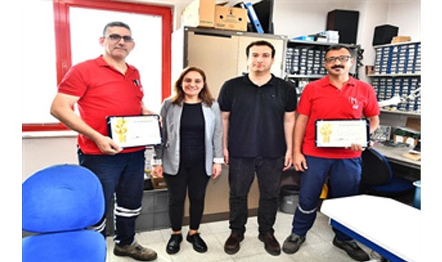 22 Mayıs 2000’de 11 kilometrelik hat uzunluğuyla hizmete başlayan İzmir