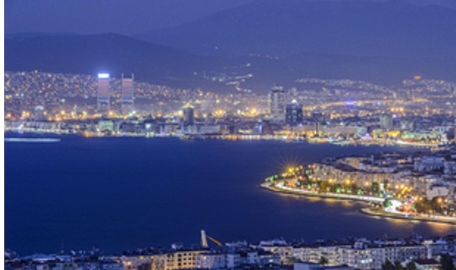 İzmir Büyükşehir Belediyesi’nin akıllı kent vizyonu doğrultusunda “İzmir’in Dijital İkizi”