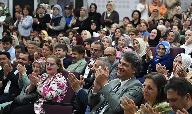 Kartepe Belediyesi KARMEK yıl sonu sergisi, kursiyerlerin yıl boyunca büyük