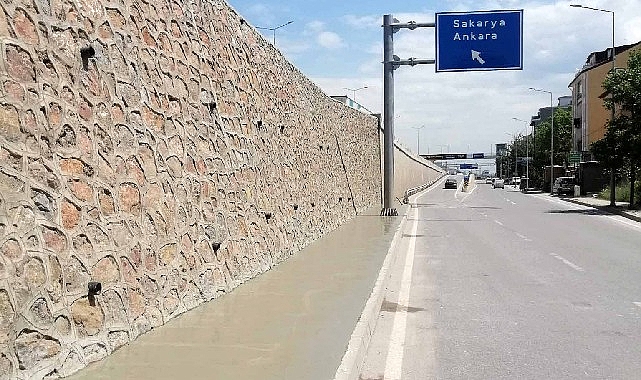 Büyükşehir Belediyesi, vatandaşların güvenli ulaşımı için kent genelinde kapsamlı çalışmalar