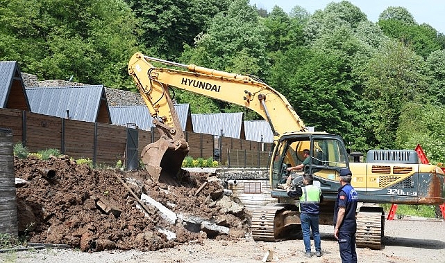 Kartepe Belediyesi, ilçe sınırları içerisinde imar mevzuatına aykırı olarak inşa