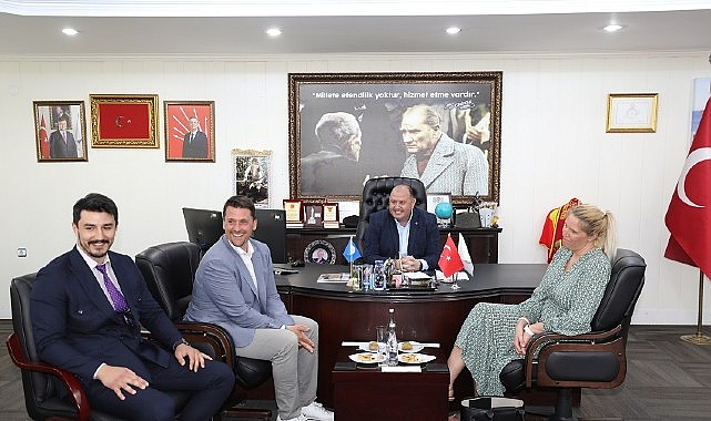 Menderes Belediye Başkanı İlkay Çiçek, kardeş belediye olan Troisdorf Belediyesi