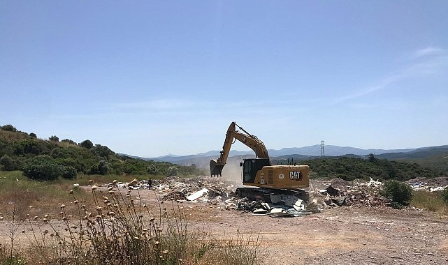Milas Belediyesi ekipleri tarafından yaz sezonunun yaklaşmasıyla daha güzel bir
