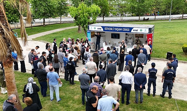 Büyükşehir Belediyesi, vatandaşların afet öncesinde ve afet anında alabilecekleri hayat