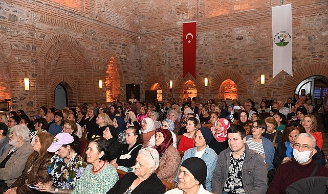 Osmangazi Belediyesi, Anneler Günü’nü özel bir konserle kutladı. Emine Gülen
