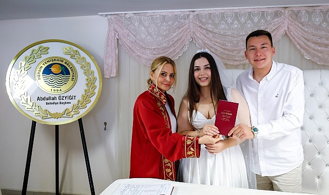 Görsel uyumu ve akılda kalıcılığıyla dikkat çeken “05.05.2025” tarihi, evlenmek