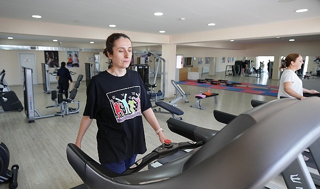Her yaştan vatandaşı sporla buluşturmaya devam eden Beylikdüzü Belediyesi’nin spor