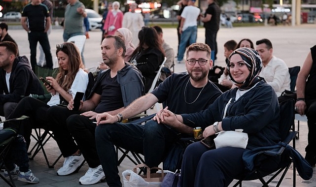 Kocaeli Büyükşehir Belediye Konservatuvarı Oda Orkestrası, Babalar Günü’nde Müslüm Gürses