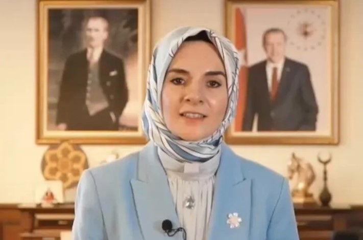 Aile ve Sosyal Hizmetler Bakanı Mahinur Özdemir Göktaş, Libya’da kalp
