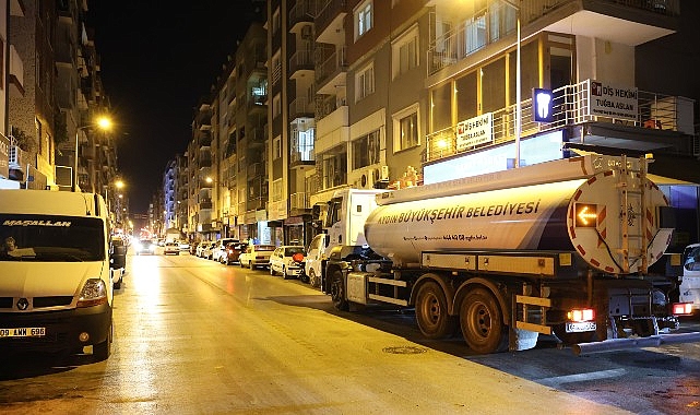 Aydın Büyükşehir Belediyesi, kent genelinde gece gündüz demeden hayata geçirdiği
