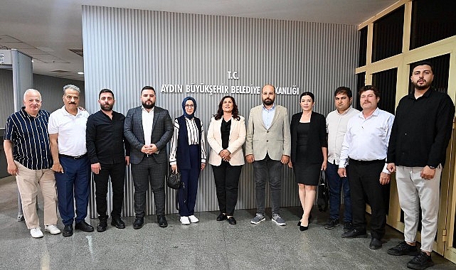 Aydın Büyükşehir Belediye Başkanı Özlem Çerçioğlu'na, Aydın Gazeteciler Cemiyeti Yönetim