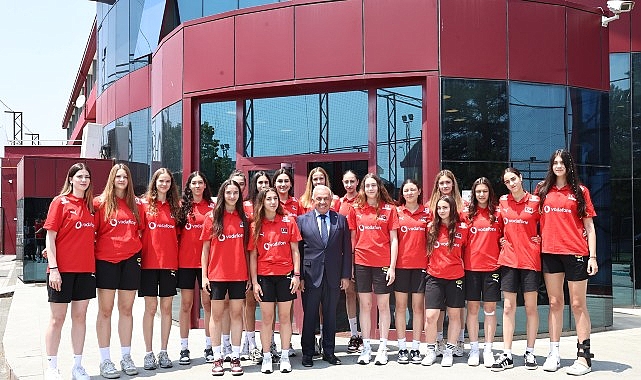 Nilüfer Belediyesi tesislerinde Balkan ve Avrupa Şampiyonası’na hazırlanan U16 Kız