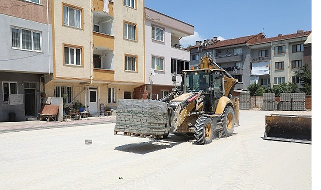 İnegöl Belediyesi, artan araç sayısına bağlı olarak mahallelerde yaşanan otopark