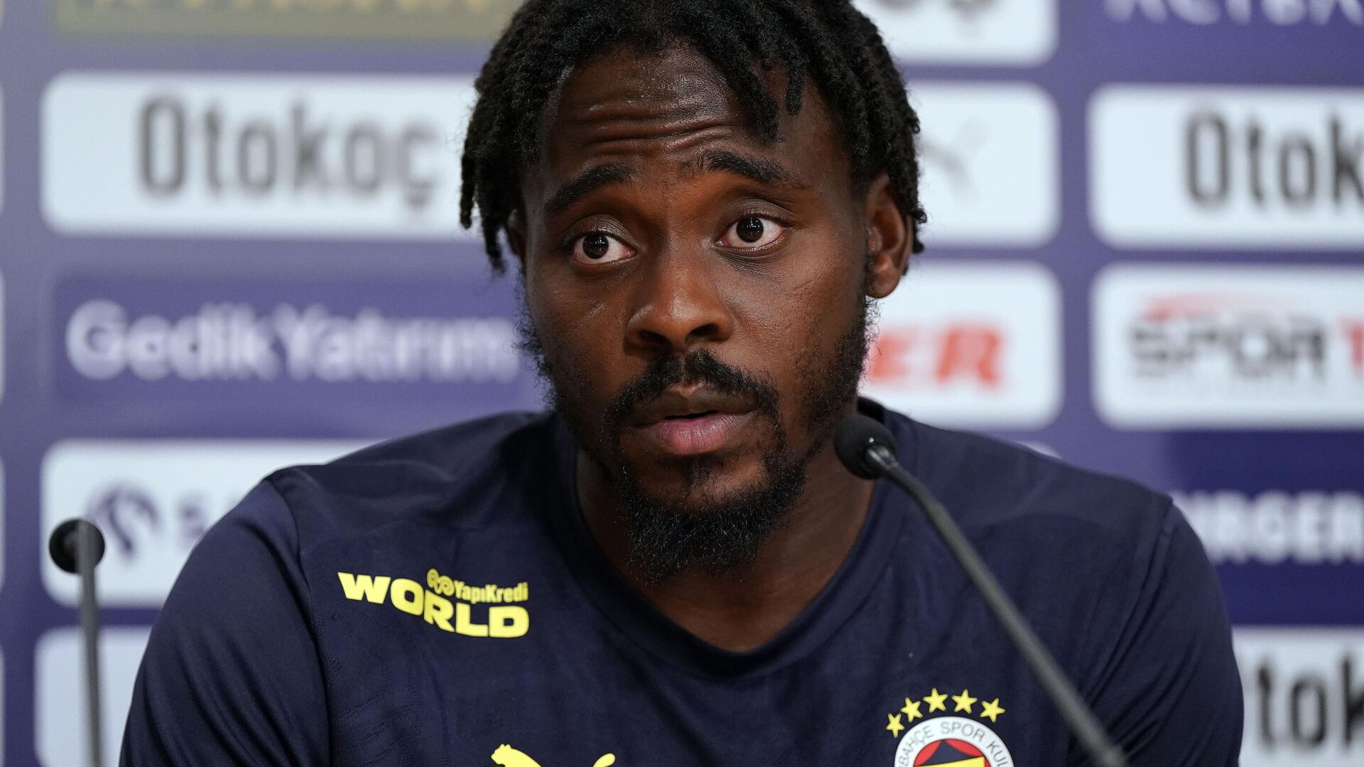 Beşiktaş Başkanı Serdal Adalı,  Osayi-Samuel'in transferini durduklarını açıkladı