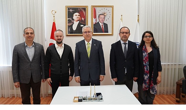 Ege Üniversitesi Fen Fakültesi öğretim üyesi Doç. Dr. Yusuf Bayrakcı’nın