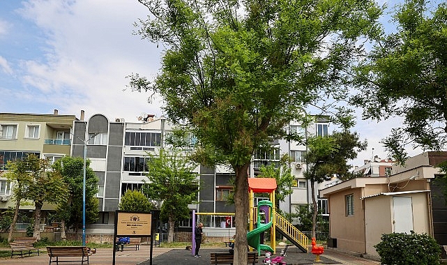 Buca Belediyesi, ilçedeki bir parkı kadına yönelik şiddete karşı mücadele