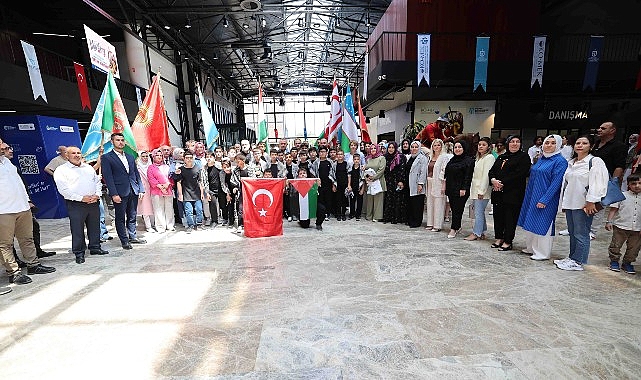 Kocaeli Büyükşehir Belediye Başkanı Doç.Dr.Tahir Büyükakın, Kocaeli Kongre Merkezi’nde gerçekleşen