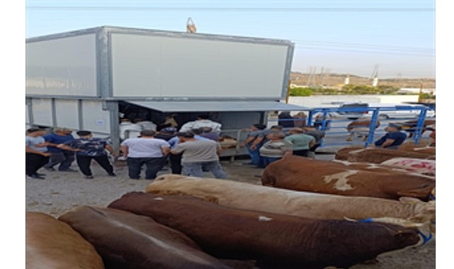 İzmir Büyükşehir Belediyesi, Kurban Bayramı’nda kentin dört bir yanında hizmet