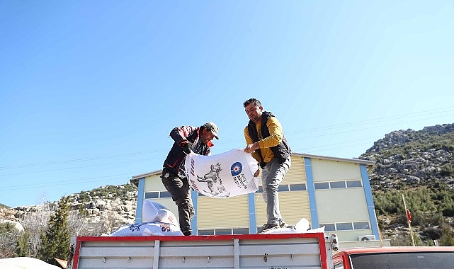 Antalya Büyükşehir Belediyesi’nin yerelden kalkınma vizyonuyla tarım ve hayvancılığa yönelik