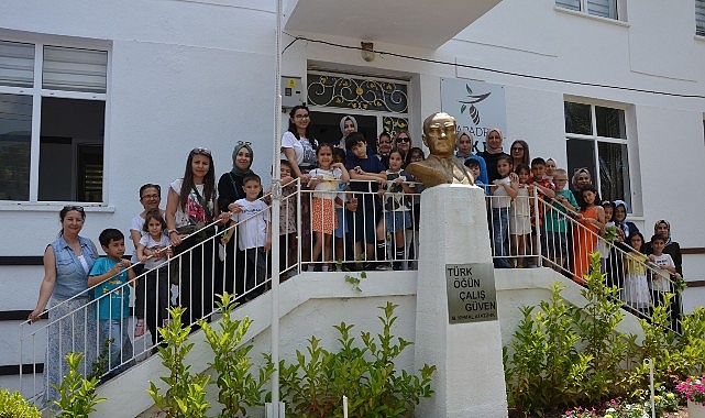 Antalya Büyükşehir Belediyesi, ipek böcekçiliğinin Antalya’da yaygınlaştırılması ve tanıtılması için