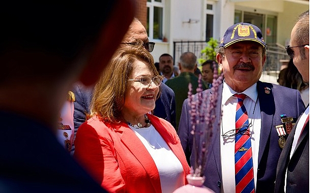 Kurban Bayramı dolayısıyla Didim’de ilçe protokolü bayramlaştı. Didim Kaymakamlığı bahçesinde