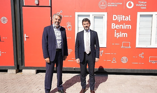 Teknolojinin gücünü kadınların potansiyeliyle buluşturmak üzere Millî Eğitim Bakanlığı Hayat Boyu