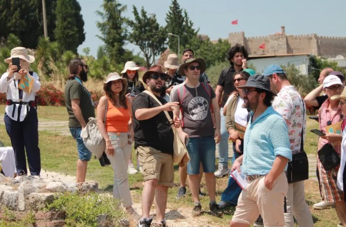 İlham veren kent Efes Selçuk, İzmir’in genç rehberleri ve rehber